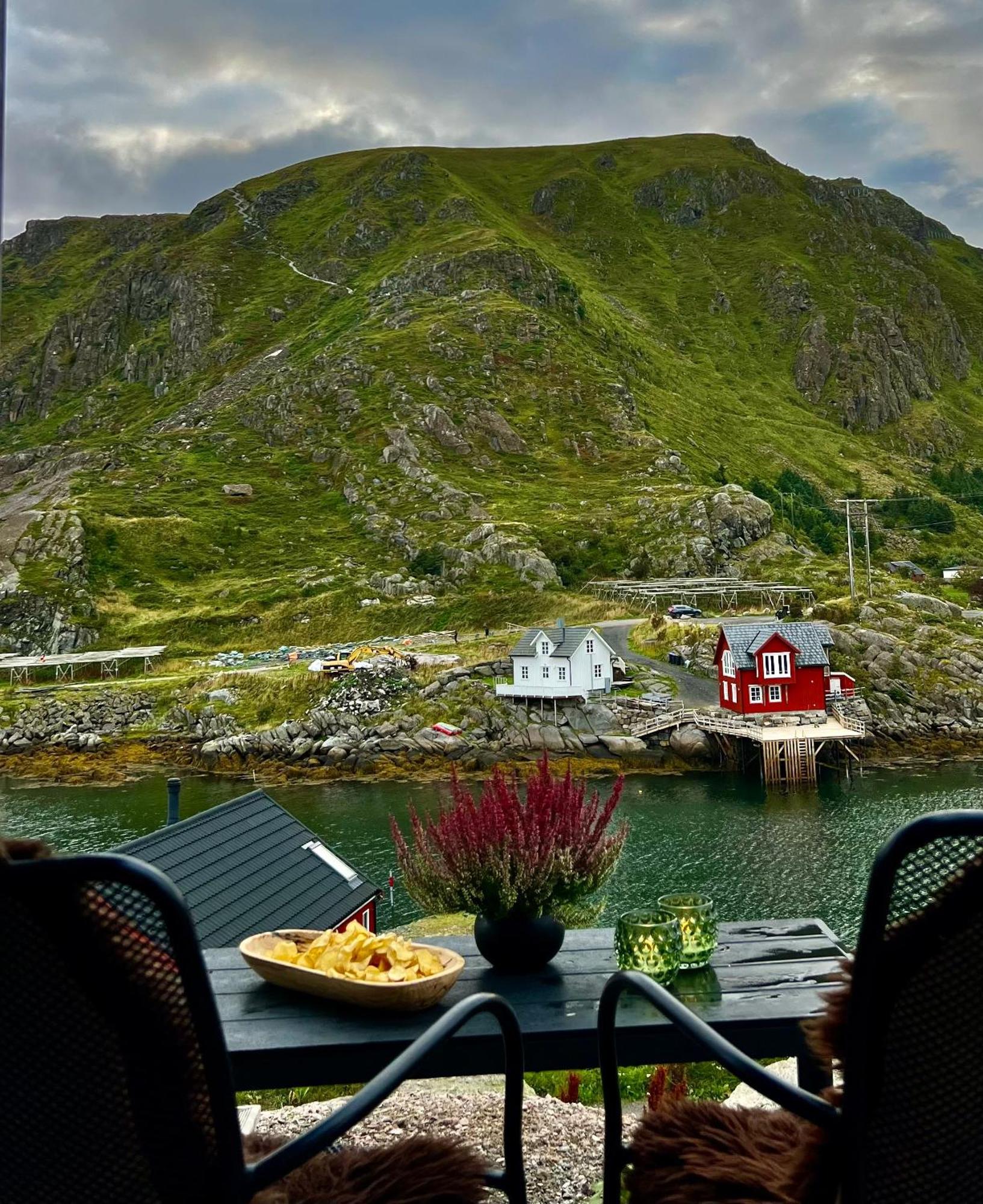 Superior Cabin Ballstad Lofoten Exterior photo
